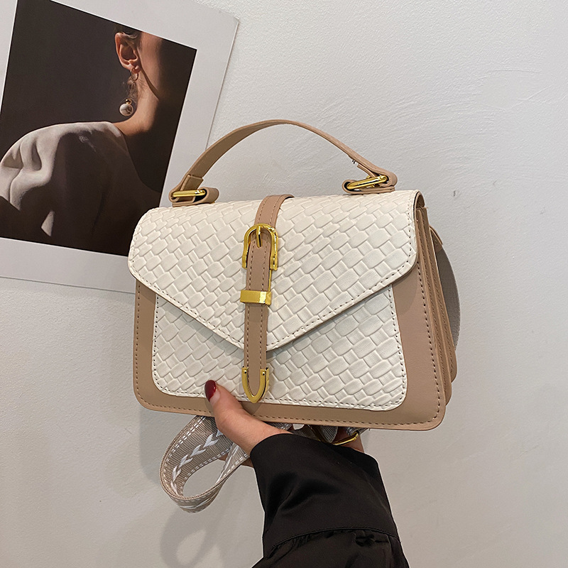 Moda y tendencia costura contraste color mujer 2025 nuevo bolso diagonal de un solo hombro retro tejido pequeño bolso cuadrado textura bolso