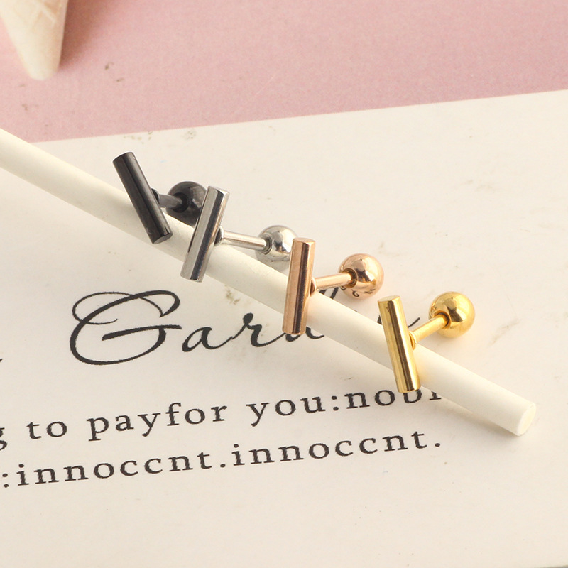 Labret piercing jewelry detail image