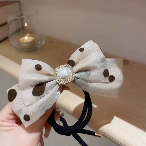 Beige (sweet double-layered gauze spotted scrunchie)