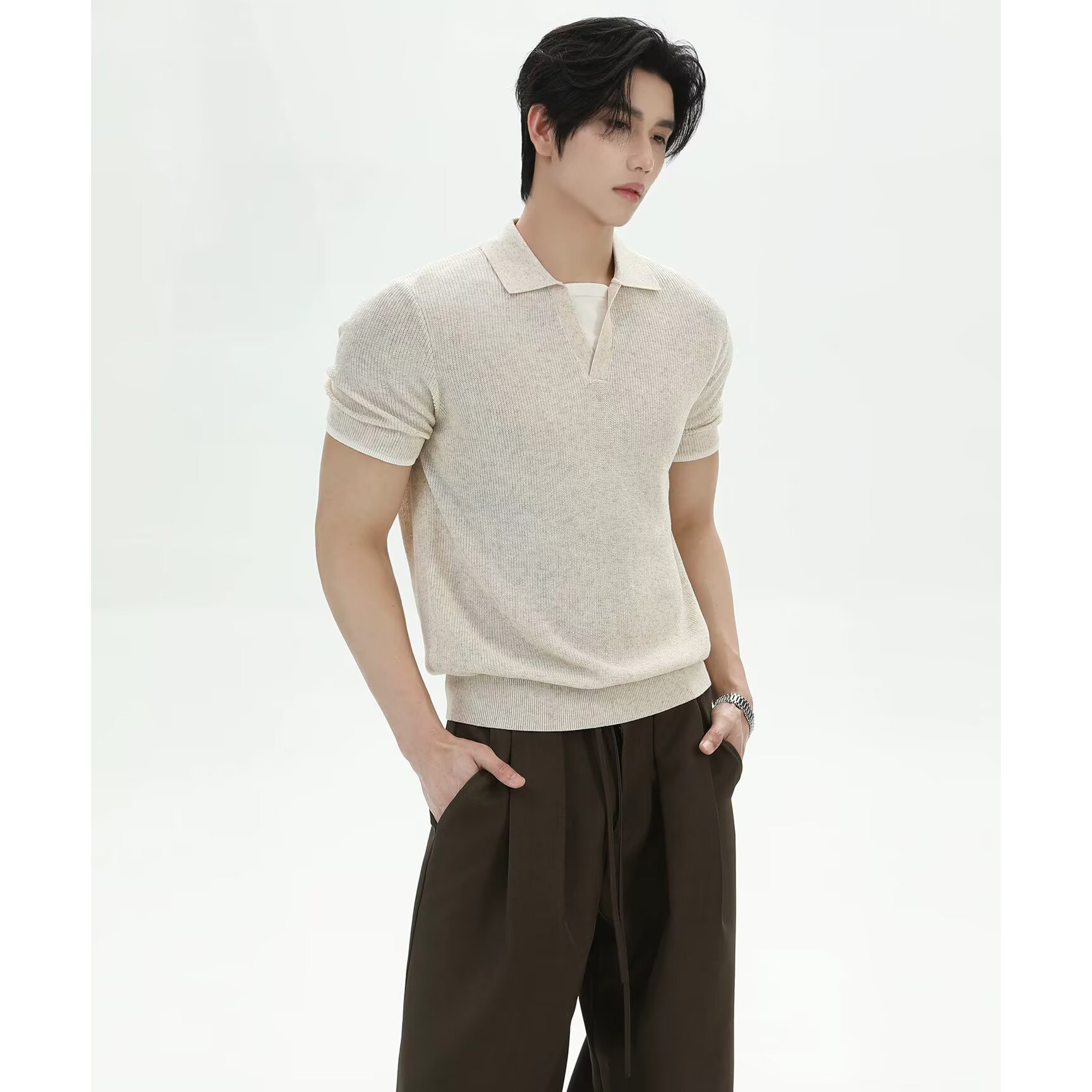 Polo camiseta de punto camiseta de manga corta camiseta de hombre solapa falsa dos piezas de cuello en V viejo viento de dinero seda de hielo de verano fábrica transfronteriza mayorista