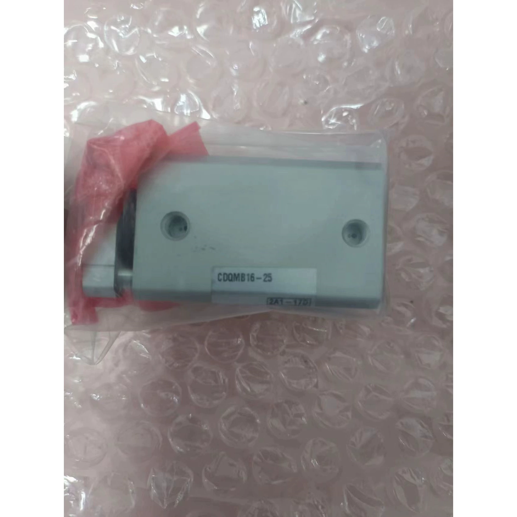 Япония SMC тонкий цилиндр / направляющий стержень типа CDQMB16-25 [Накаказе] Офис Центрального региона Чжоу Шэн