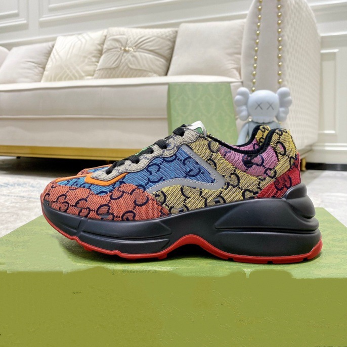 다색 배색 레터링