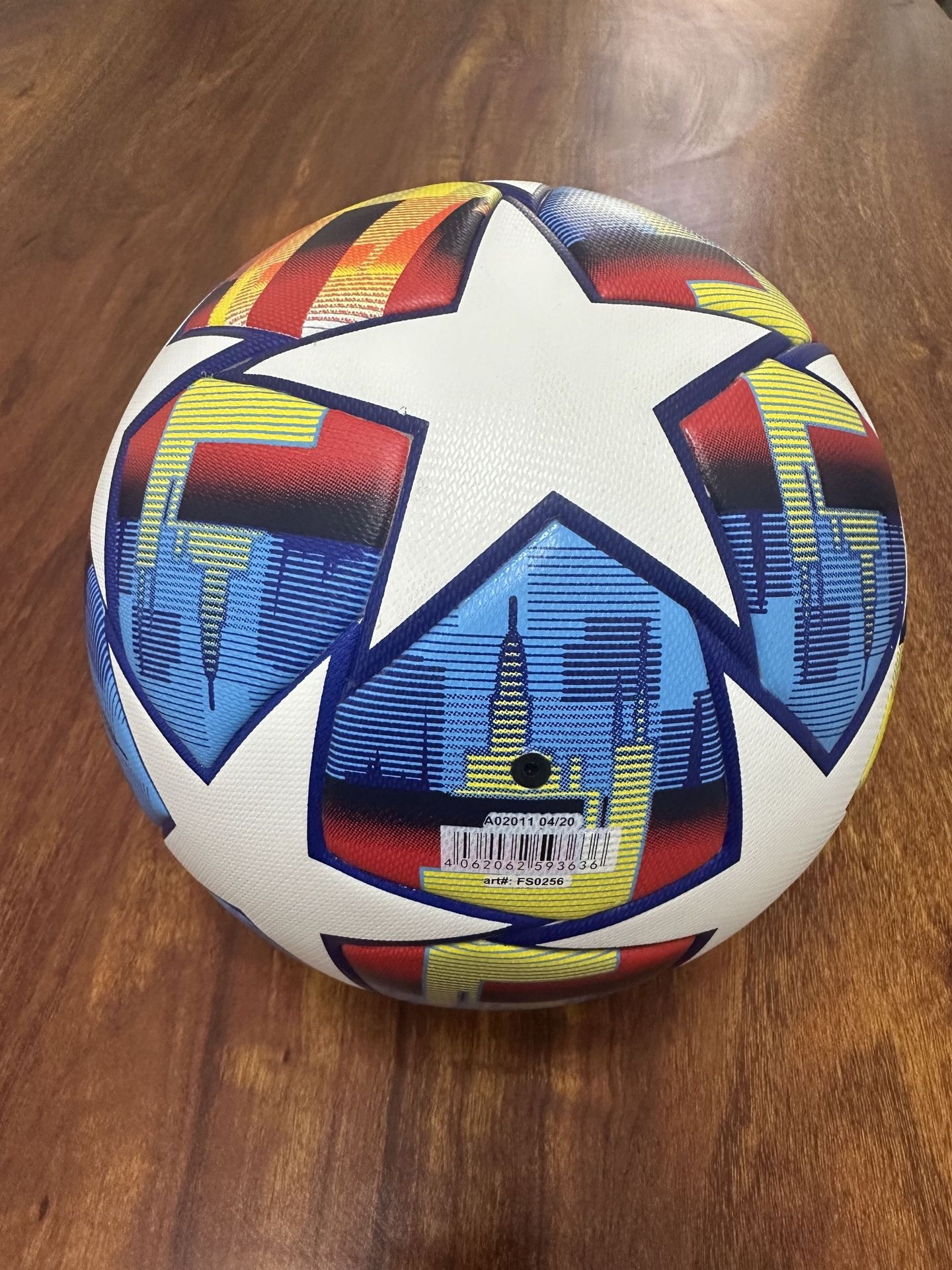 No. 5 Football Wholesale No. 5 No. 4 Concurso de entrenamiento para estudiantes de primaria y secundaria para adultos Copa del mundo resistente al desgaste Fútbol PU