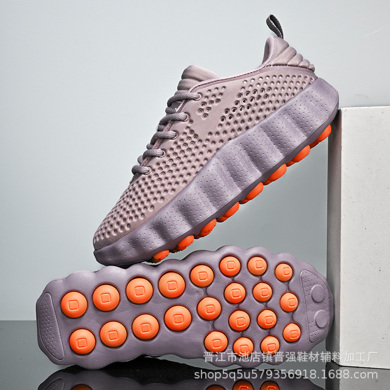 Zapatos deportivos huecos para hombres y mujeres, zapatos de malla de masaje, nuevos zapatos antideslizantes para parejas, zapatos de carrera casuales.