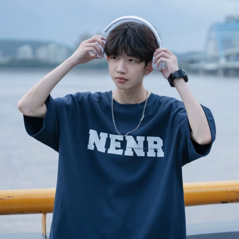 Хлопковая 2024 летняя американская футболка с короткими рукавами в стиле ретро