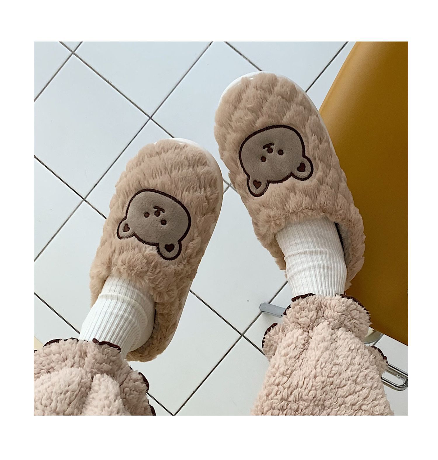 Women's Fashion Bear Round Toe Cotton Slippers display picture 11