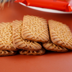Whole box of caramel biscuits, Belgian style biscuits, breakfast snacks, Internet celebrity cookies, snacks