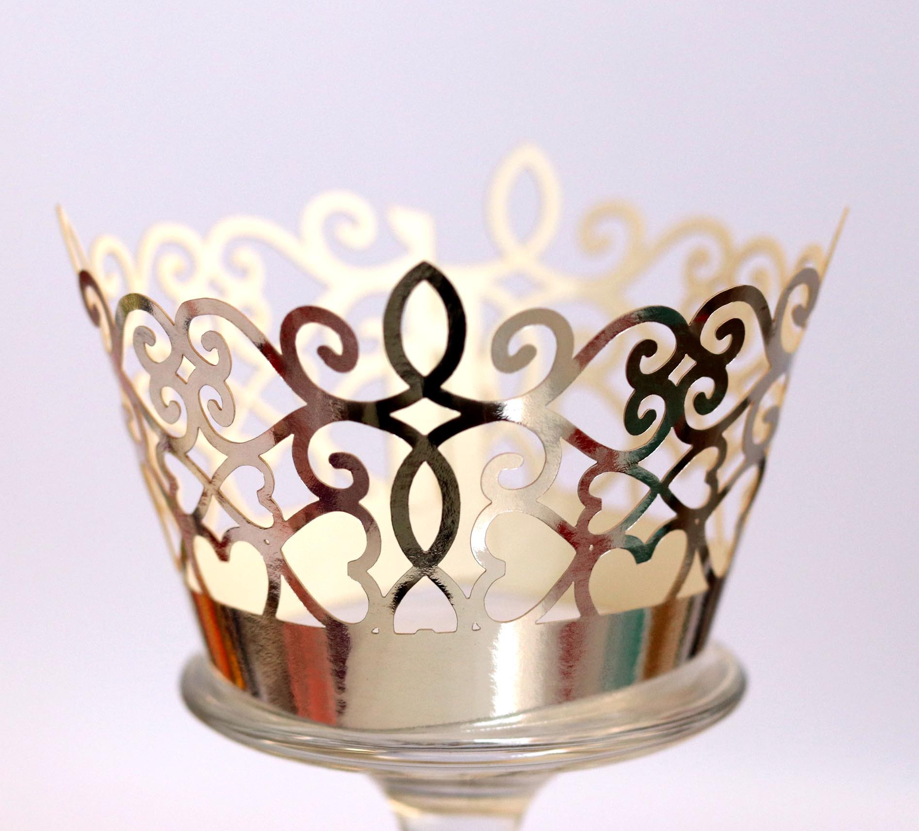 亚马逊 花藤款蛋糕纸围边 纸杯镂空 烘焙蛋糕装饰纸托 浙江批发