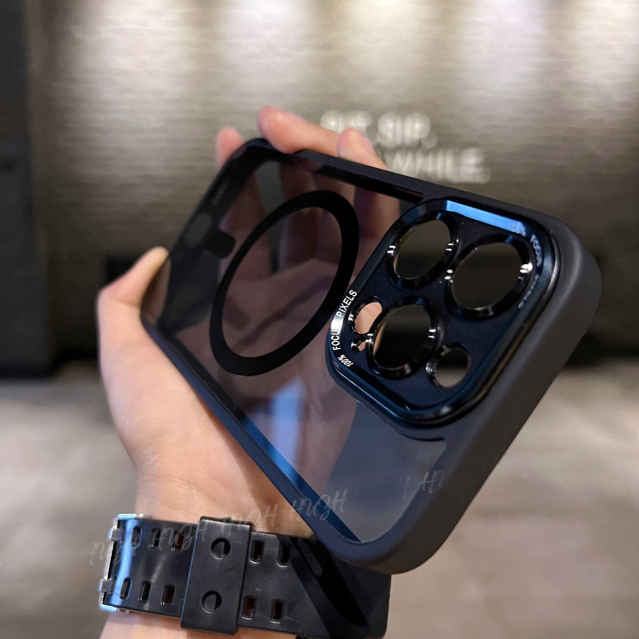 iPhone17promax対応 外貿向け メタルフレーム マグネット式スマホケース Apple 16PC 耐衝撃保護カバー 15