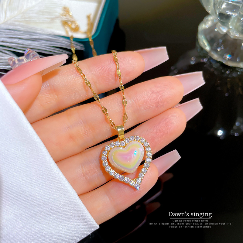 Fashion Heart Shape Titanium Steel Plating Zircon Pendant Necklace