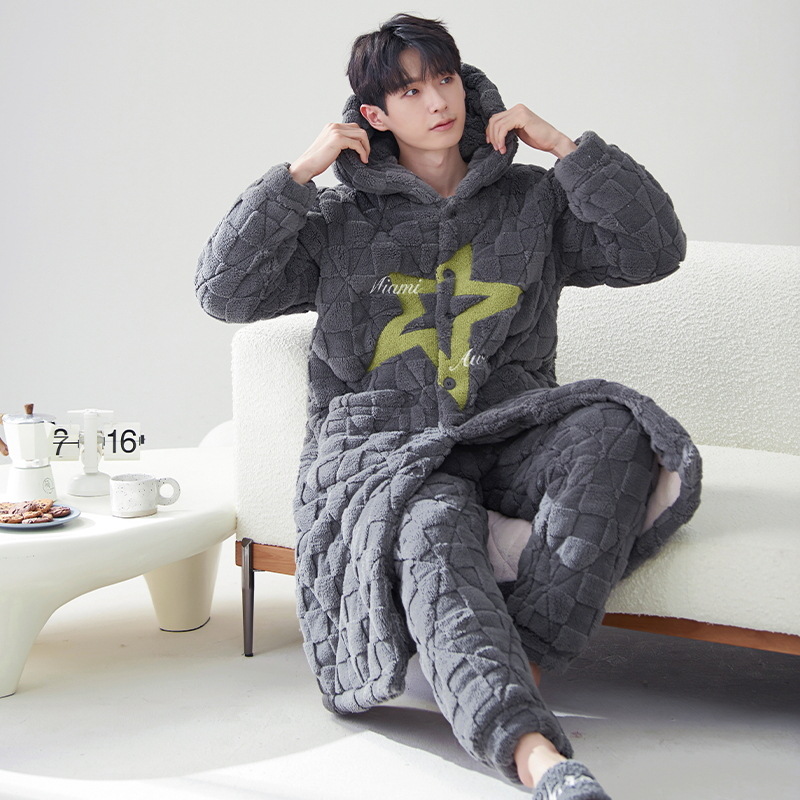 Pijamas de invierno para hombre 2024, bata acolchada de tres capas de longitud media, forro polar coral cálido con capucha, informal y grueso para uso exterior