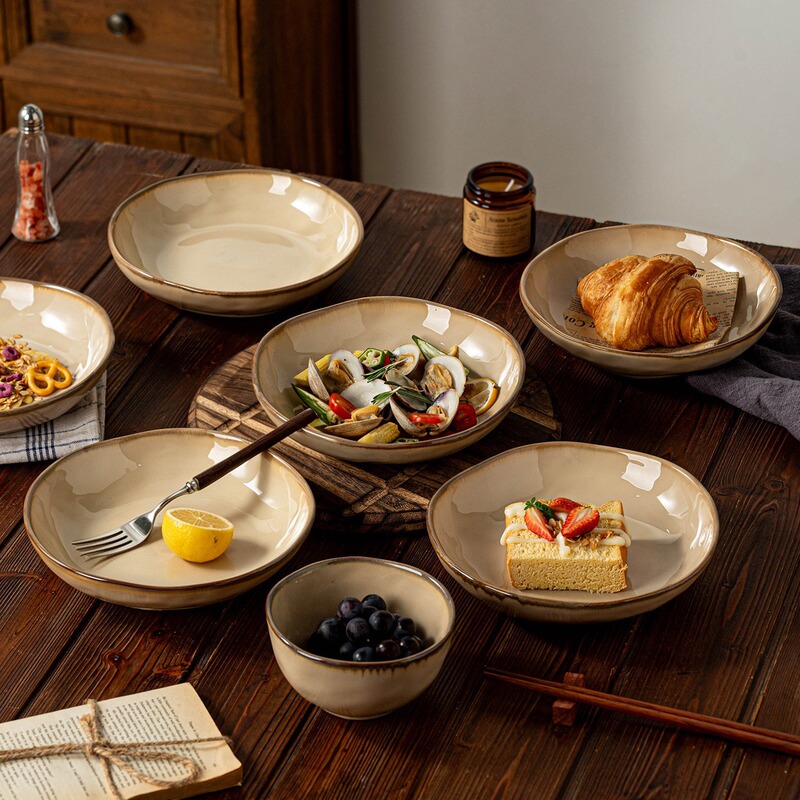 Vintage Wabi-Sabi Style High-End Handmade Underglaze Color High-Value Dinnerware Set Bowls and Plates Old Kiln-Fired Brown Color Vintage Wabi-Sabi Style High-End Handmade Underglaze Color High-Value Dinnerware Set Bowls and Plates Old Kiln-Fired Brown Color