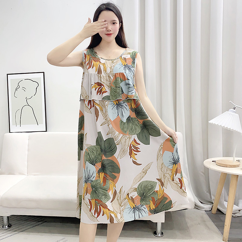 Black and White Sleeveless Nightgown, Summer Thin Style Without Breast Pads, Anti-Bump, Can Be Worn Outside, Cool Ice Silk Long Black and White Sleeveless Nightgown, Summer Thin Style Without Breast Pads, Anti-Bump, Can Be Worn Outside, Cool Ice Silk Long