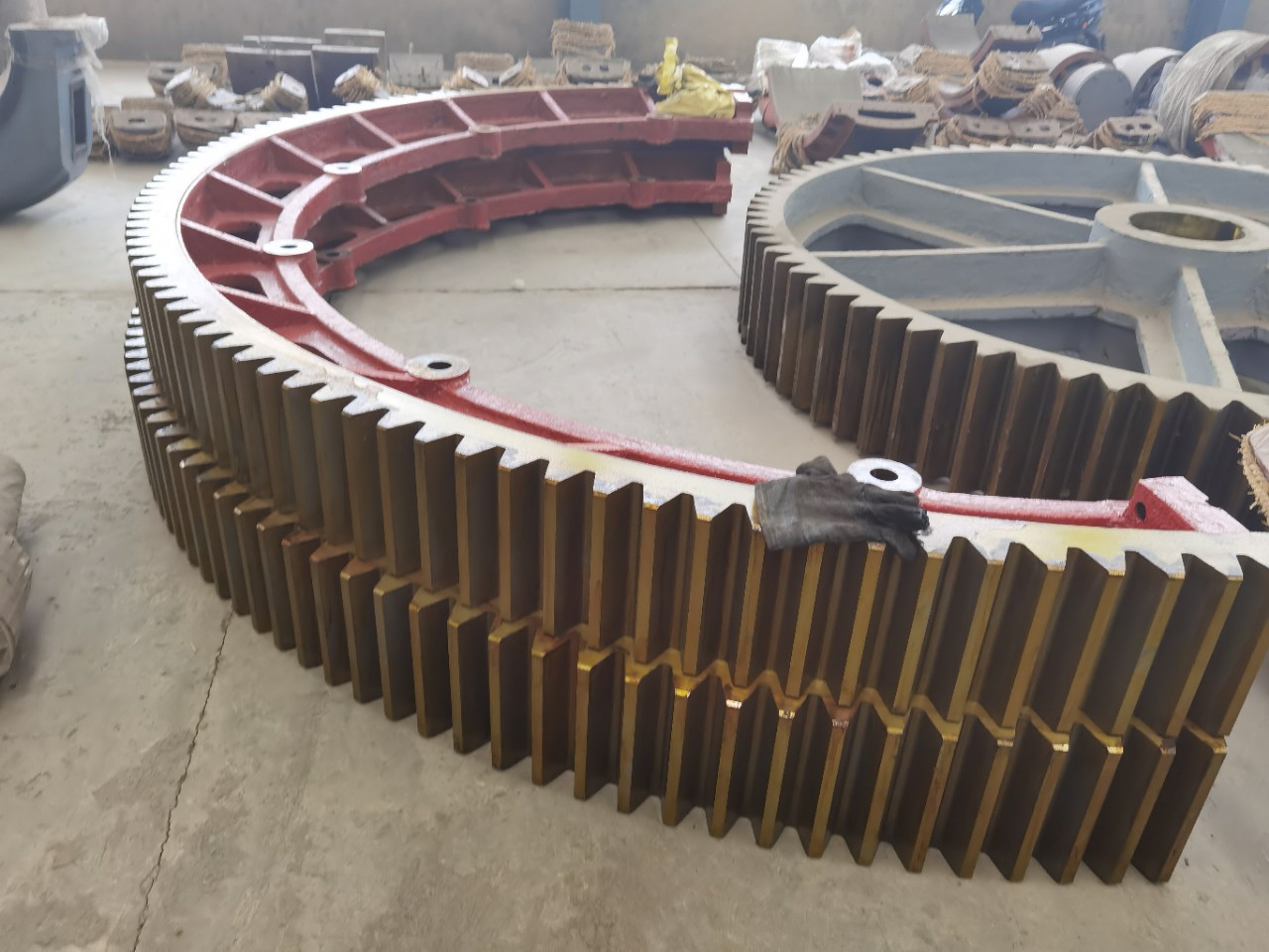 2.2米干燥机回转窑大齿轮，烘干机拖轮挡轮总成厂家