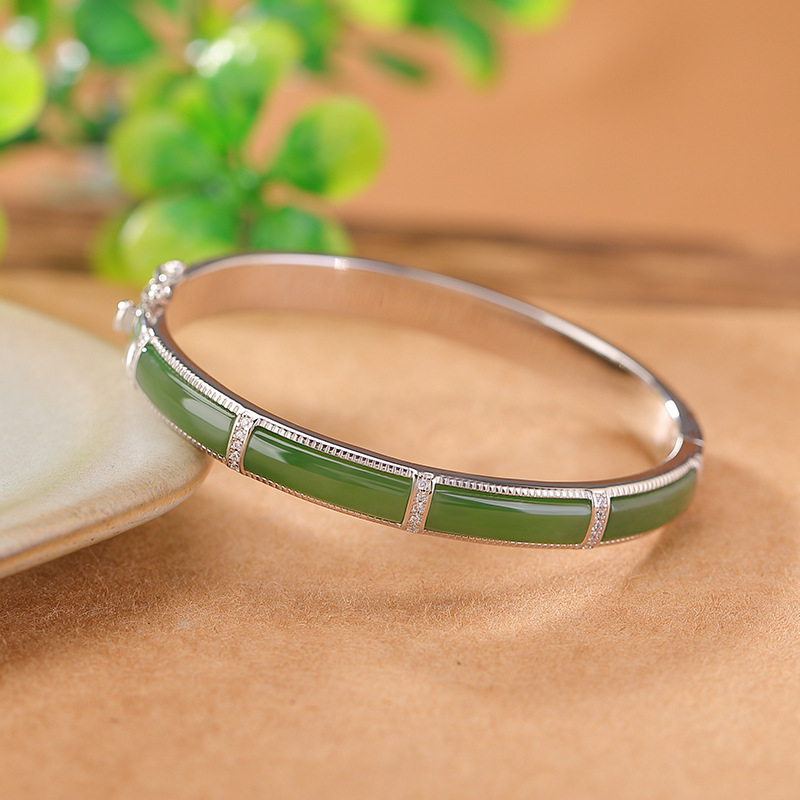 Vòng tay bạc S925 đính ngọc bích Hetian phong cách cổ điển thanh lịch — Có thể mở bên (thích hợp cho miệng vòng 54-58)