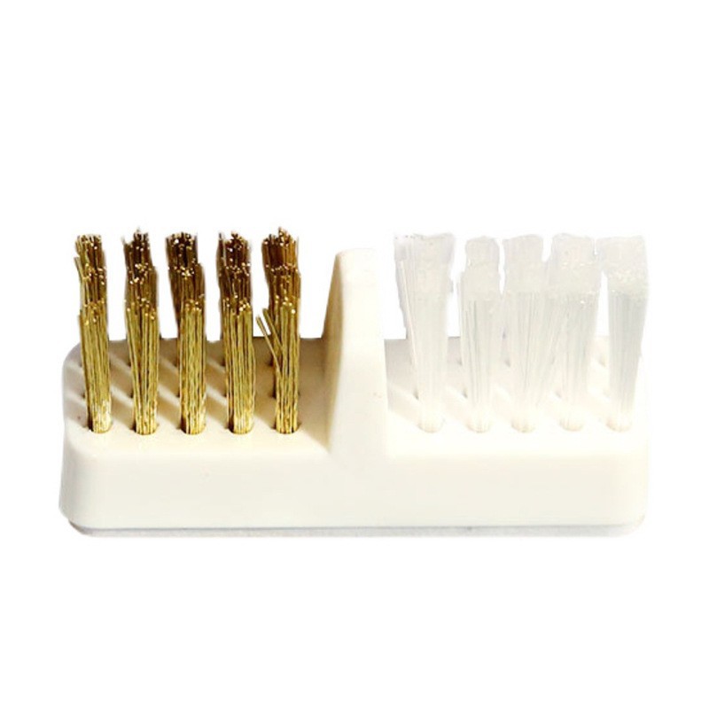 Wire cleaning brush