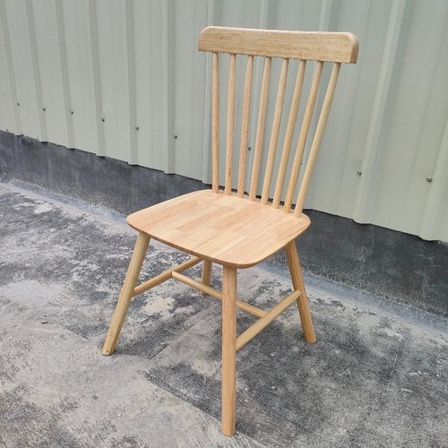 Factory supply wholesale Japanese Nordic style rubber wood full solid wood dining chair Windsor chair makeup chair desk chair