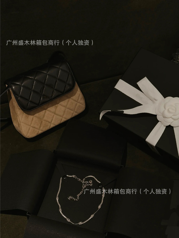 25A Xiaoxiangfeng スエードとシープスキンのフラップバッグレトロ菱形多用途携帯電話バッグ女性用シングルショルダークロスボディバッグ|undefined