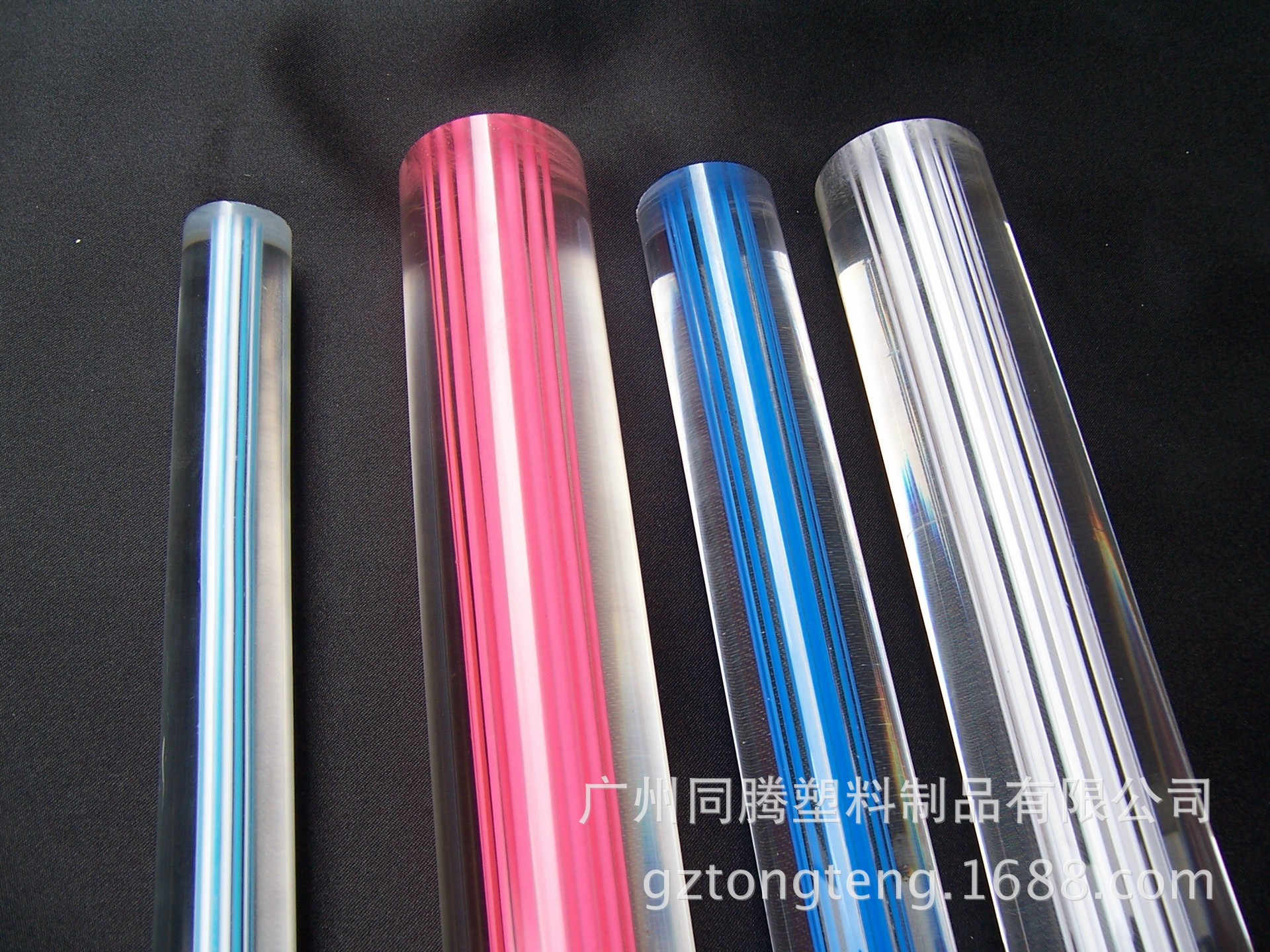 2123070576_1248051887 (1).jpg