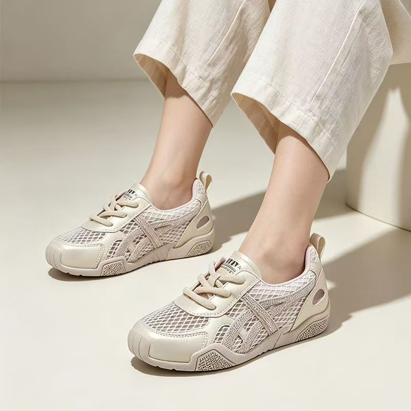 Zapatos de entrenamiento transpirables de malla gruesa para mujeres 2026 nueva moda de diamante cómodos zapatos de montaña deportivos ligeros casuales