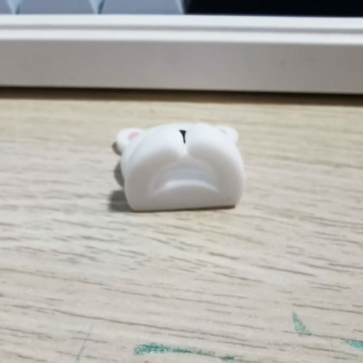桌面理线器数据线纳固定器免打孔充电线固定夹有线耳机集线器