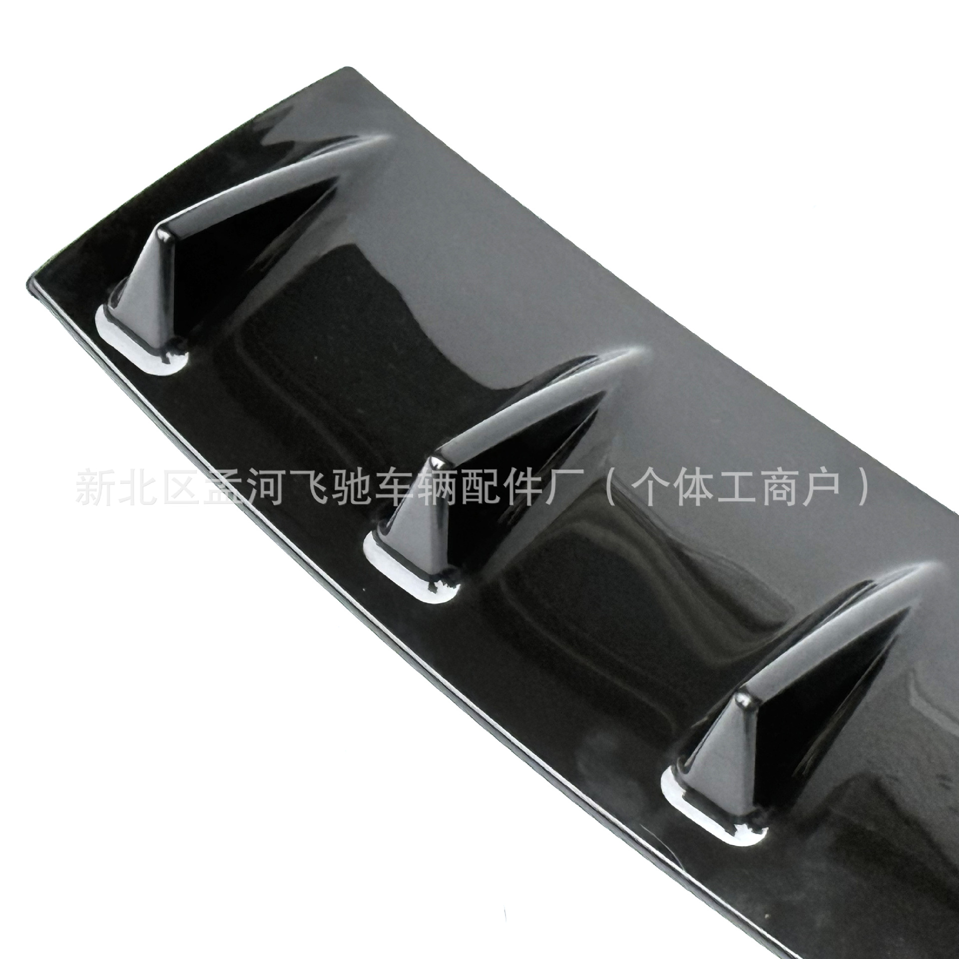 Shark Fin Rear Bumper Spoiler, Universal Car Rear Bumper Chassis Deflector Accessory, Carbon Fiber Modification