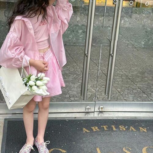 Girl's Design-Sense Sunscreen 3-Piece Set  Summer New Arrival, Including Men's Collared Shirt, Outerwear, Backless Tank Top, and Short Pants, Solid Color, Ultra-Thin, Trendy