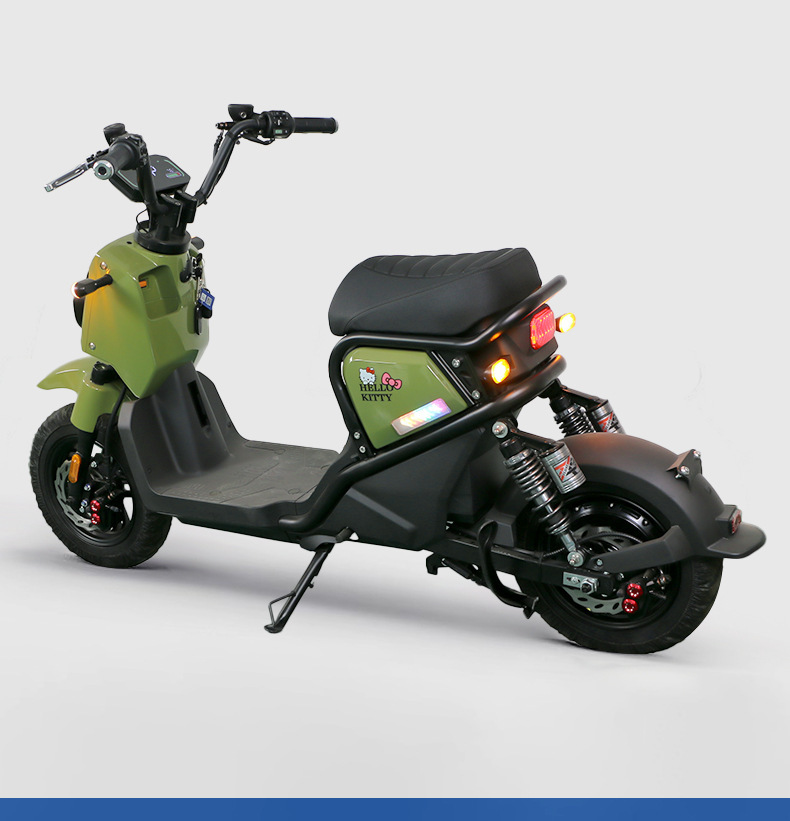 Cross-Border Wholesale Small Electric Scooters with Long Range, Delivery Vehicles, Hill-Climbing Bikes, Leisure Passenger Electric Motorcycles