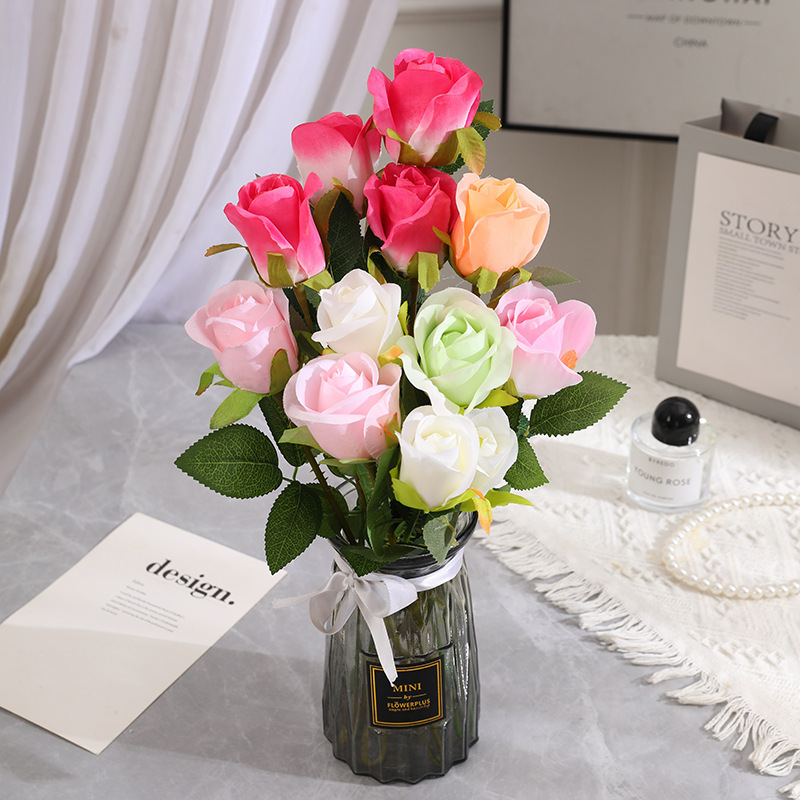 Cross-border artificial flowers