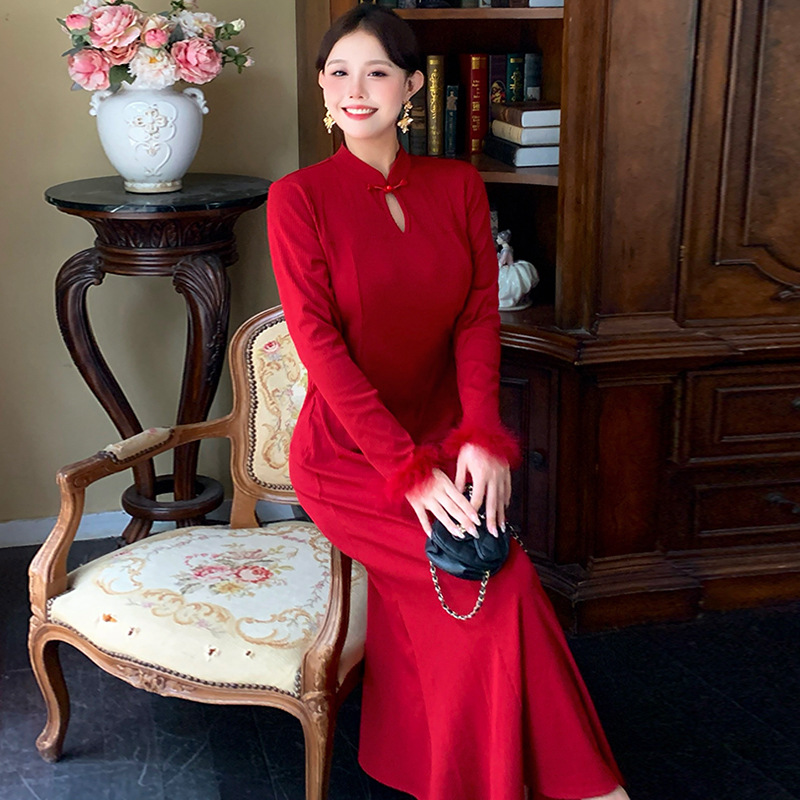 大码女装高级感新中式红色针织旗袍改良连衣裙袖肥复古鱼尾裙1959