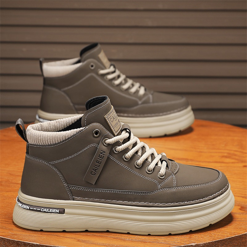 En otoño de 2025, nuevas botas de trabajo para hombres, zapatos de trabajo retro, botas martin, zapatos deportivos casuales de suela gruesa, zapatos de tabla