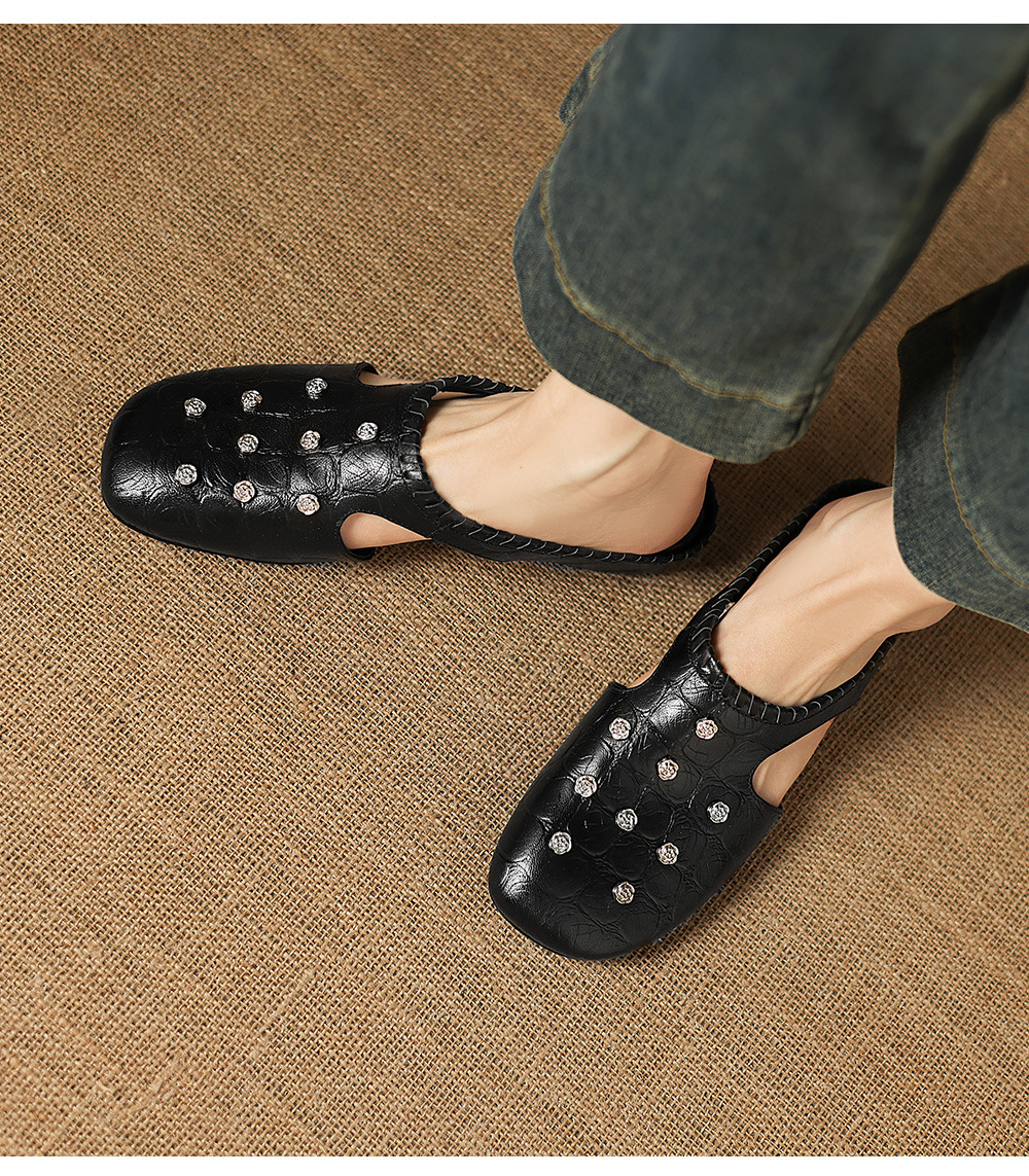 Sandal nữ hở mũi gót thấp da cừu vân đá, hoa đính mũi — đen chi tiết 8