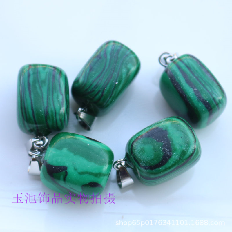 Colgante de cristal natural pequeño cuadrado rosa verde dongling ágata rojo colgante irregular pendientes collar accesorios diy