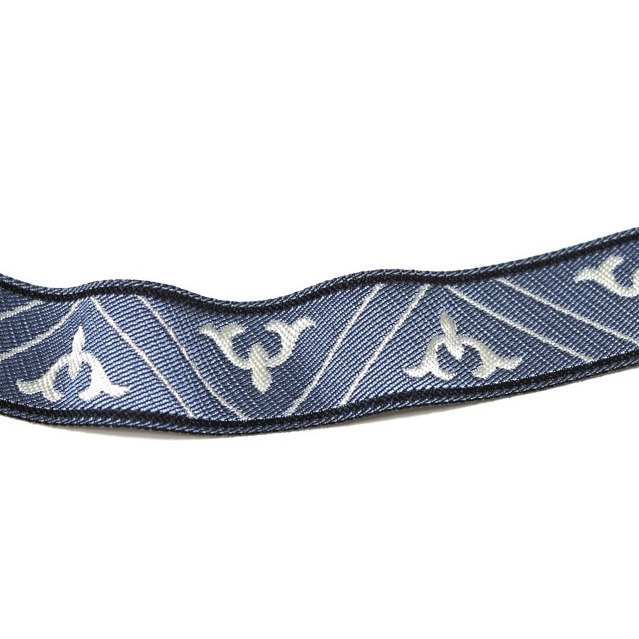 3cm de ancho de alta precisión de tela jacquard nuevo estilo chino Lotus Ruyi estampado vestido chino cuello borde de la mesa bandera de empalme