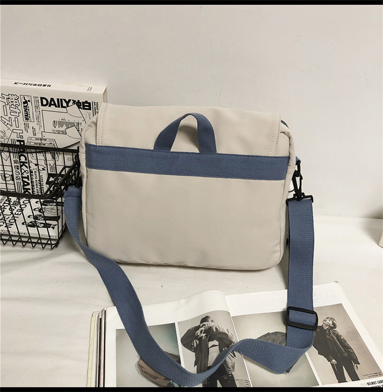 Estilo Coreano Ins Gran Capacidad Estudiante Retro Bolsa De Mensajero De Moda Estilo Japonés Harajuku Chica Encantadora Chica Un Hombro Bandolera display picture 1