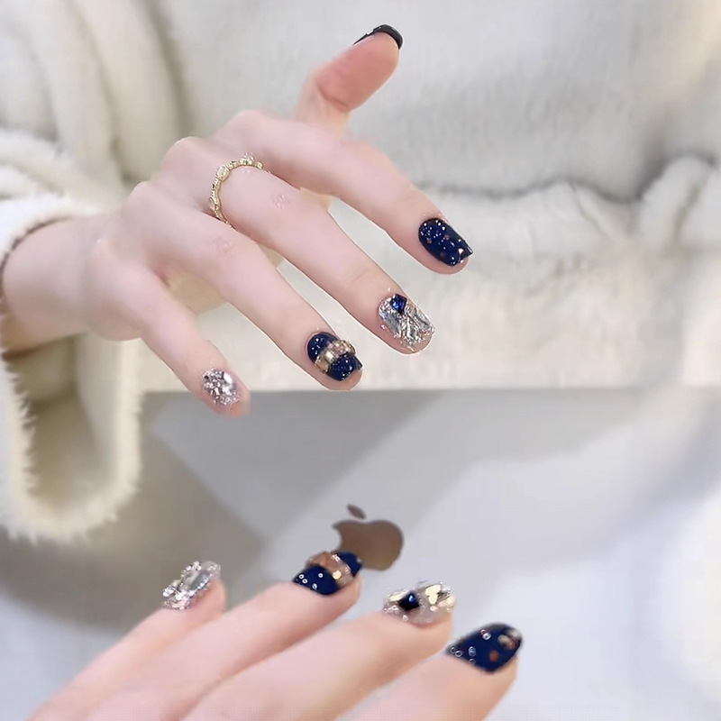 [Navy Blue Polka Dot] Purely Handmade Wearable Nail Polish with Polka Dot Design, Simple and High-End, Removable Pure Handmade Nail Polish