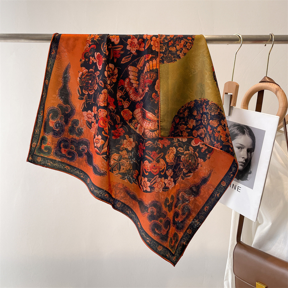 Sciarpa di seta da donna di alta qualità in stile cinese primavera ed estate nuova nuvola profumata filato fiore rosa moda sciarpa quadrata_voghion.com