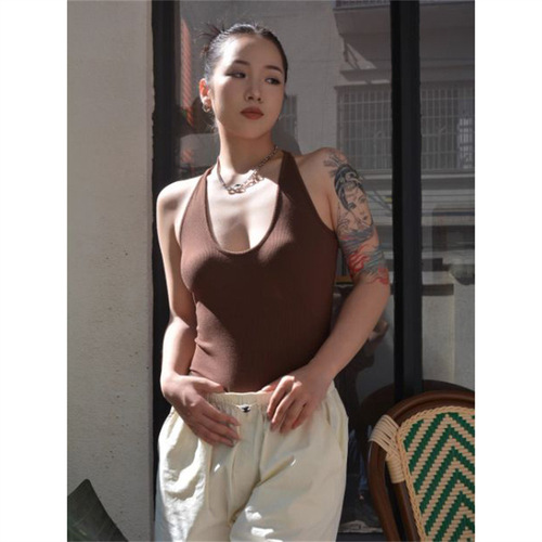 Stylish, Body-Concealing Tank Top Bodysuit for Summer - Sexy, Short-Sleeve, Backless, Outerwear, and Underlayer
