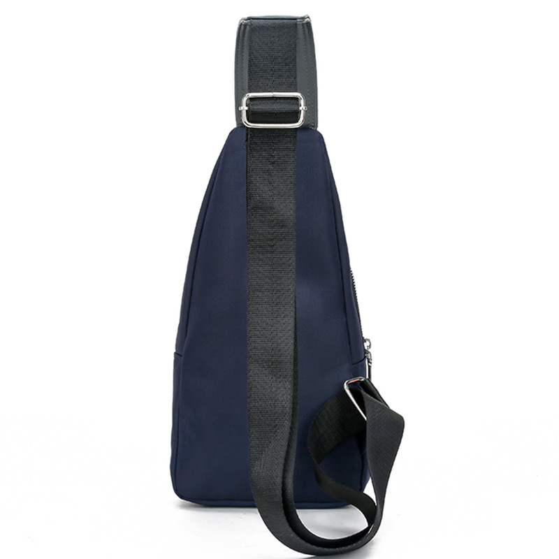 Comercio exterior nuevo bolso de pecho casual de color en contraste para hombres bolso de mensajero recargable USB de tela Oxford resistente al desgaste bolso de hombro al por mayor