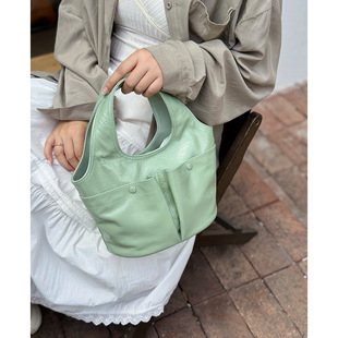 ����Ů�¿�͹ſڴ�ˮͰ��С���߼���������^��ţƤ�������μ��