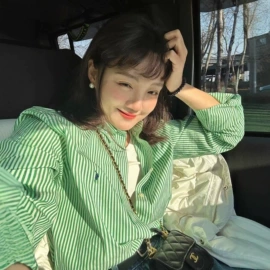 女式衬衫;毛衣;女式T恤