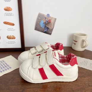 Zapatos deportivos de estilo japonés de estilo académico de velcro de mujer rojo blanco cuadrado interior de color contrastante retro zapatos blancos suaves
