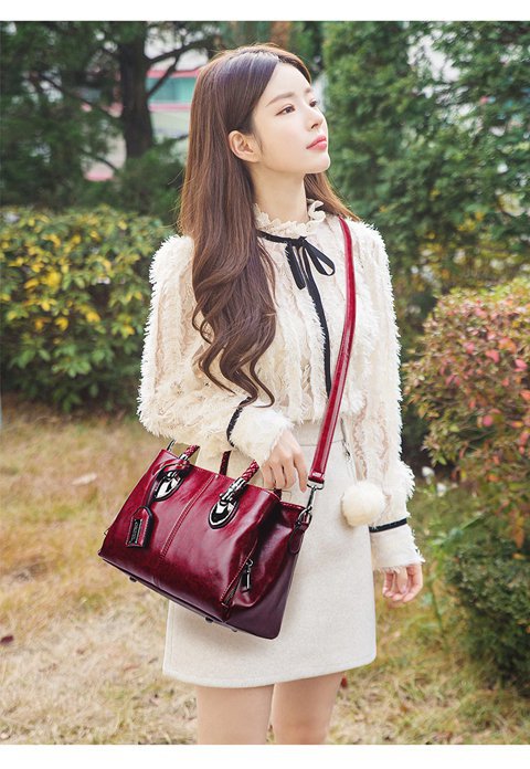 European and American retro women's bag trend, new cross-border hand-held shoulder crossbody bag made of oil wax leather for export, one piece, global consignment undefined