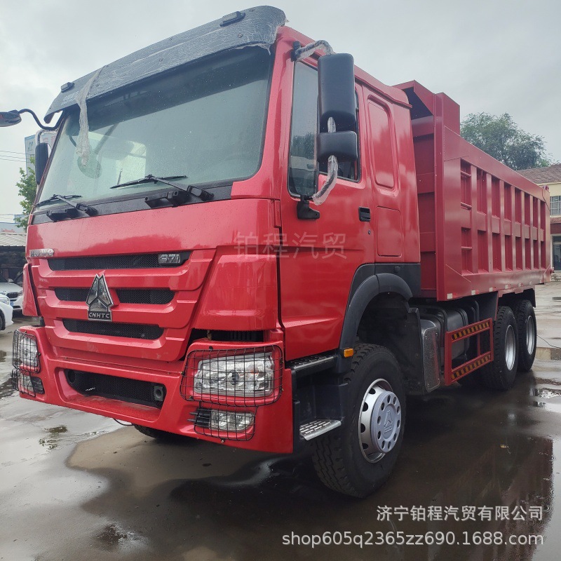 Direct export of Howo TX dump trucks for foreign trade, dump trucks for internal material transfer in sand and gravel yards, and dump trucks for yard transportation
