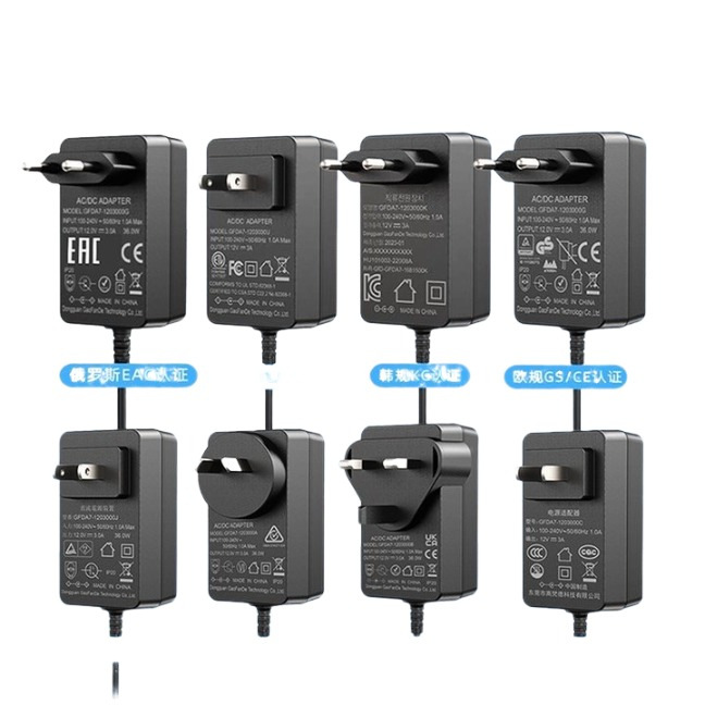 8.4V2A带转灯充电器，CCC UL FCC TUV/GS CE SAA PSE KC BIS认证