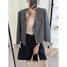 �߼�V�Iײɫ���r�＾�������t�¿����b������Ů�����l�y���С��