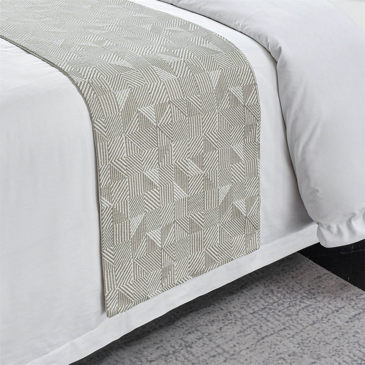 New Nordic Style High-end Homestay Hotel Bedroom Geometric Jacquard Double-sided Available Bed Flag Hotel Bed End Towel Bed_voghion.com