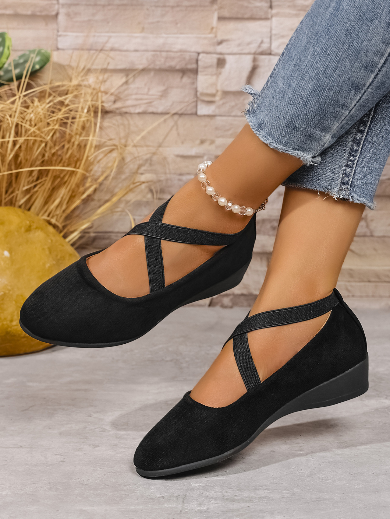 Chaussures compensées en daim pour femme avec bande élastique_voghion.com