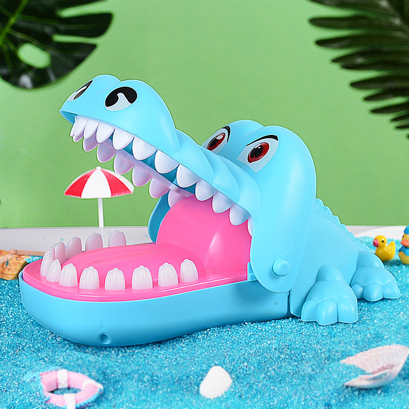 Супер большой крокодил с звуковой светлой коробкой