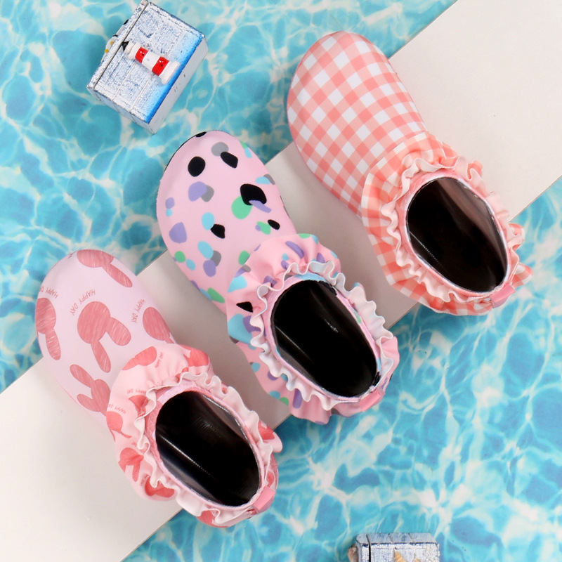 Beach socks for adults, swimming, diving, beach shoes for women, 2024 new outdoor quick-drying children's river tracing and wading shoes